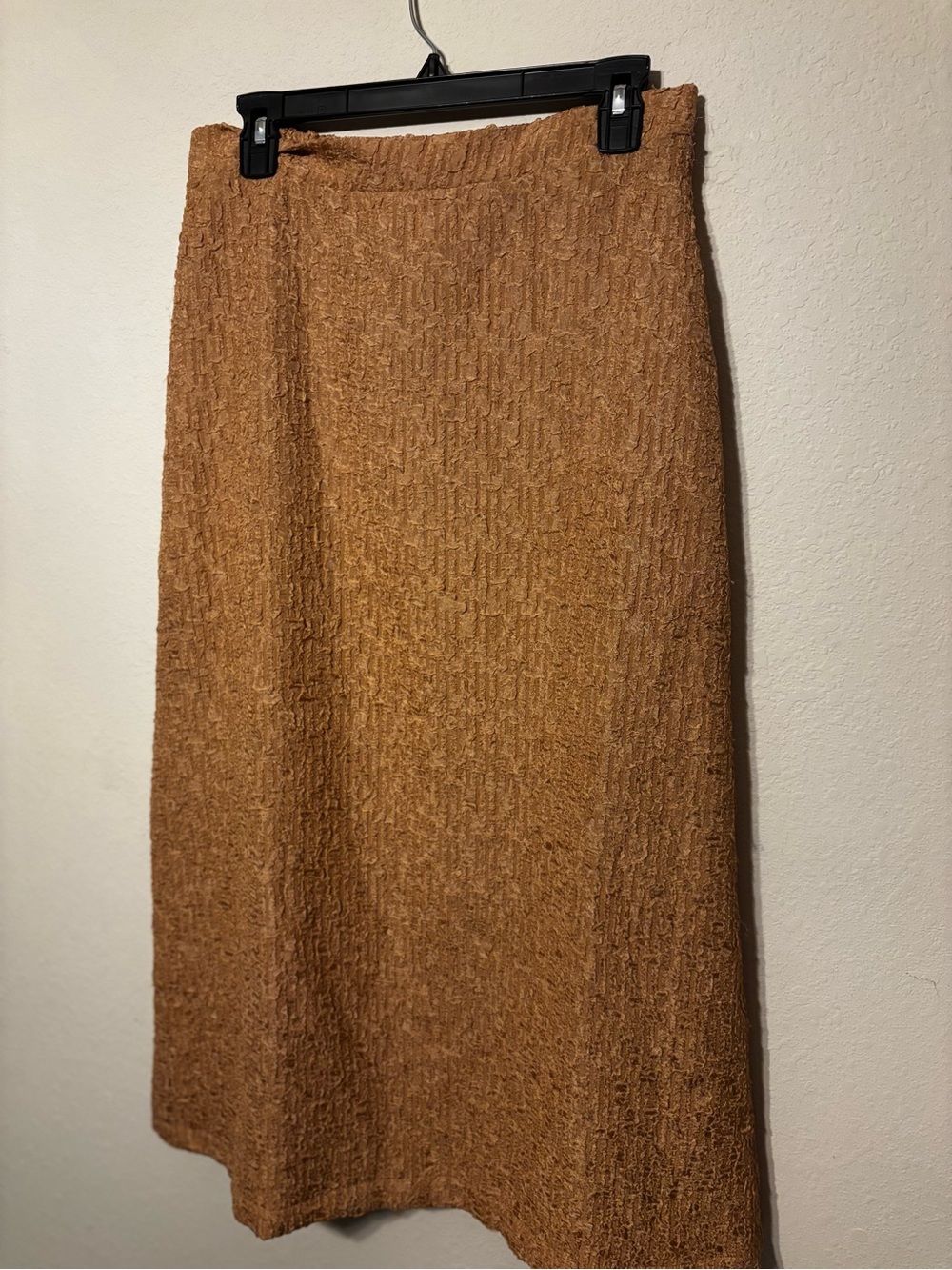 Melloday Camel Brown Crinkle Textured Midi Skirt Elastic Waist Size M Boho